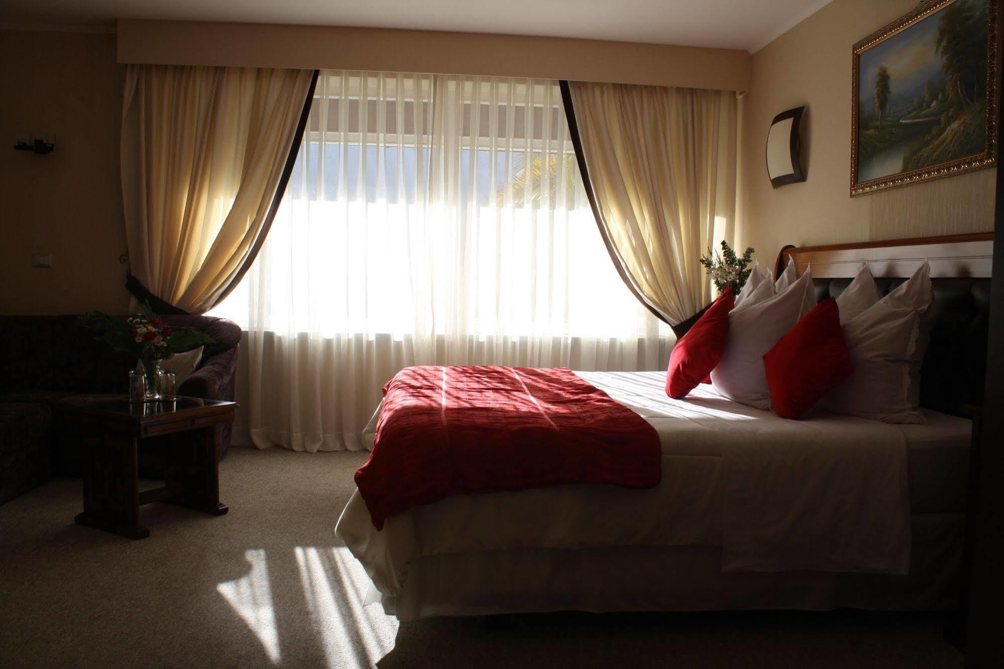 Hotel Baviera Парал Екстериор снимка
