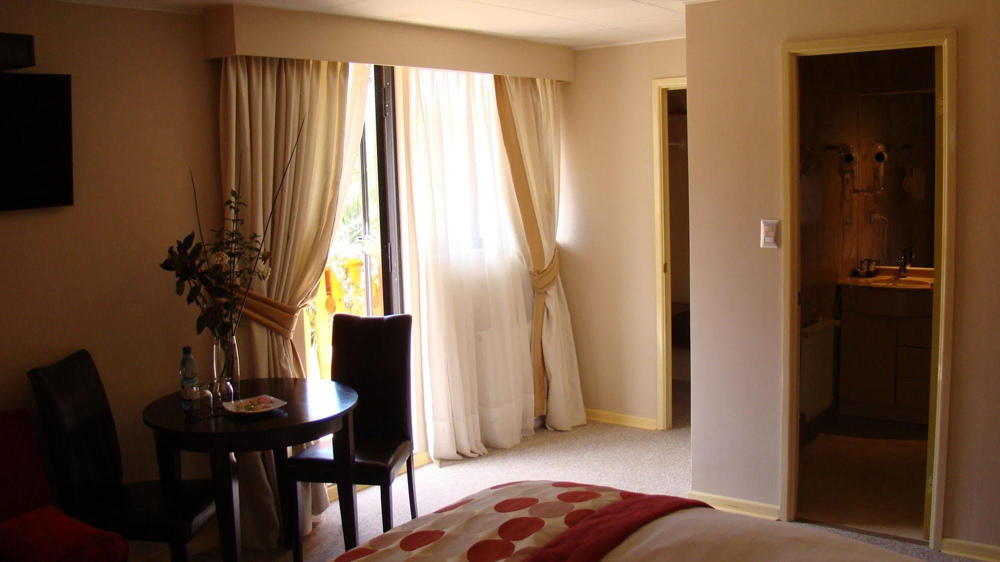 Hotel Baviera Парал Екстериор снимка