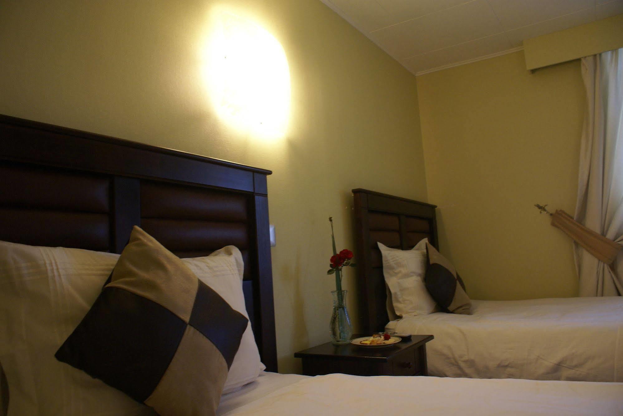 Hotel Baviera Парал Екстериор снимка