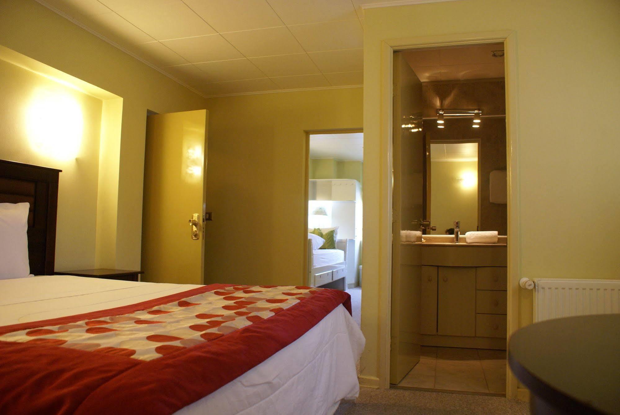 Hotel Baviera Парал Екстериор снимка